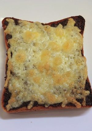 ひと手間 ありそうでなかった魚粉トースト-レシピのメイン写真