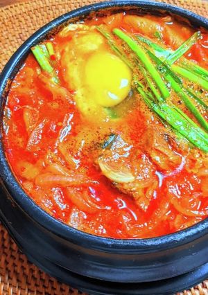 鯖缶入りトマトキムチチゲ-レシピのメイン写真