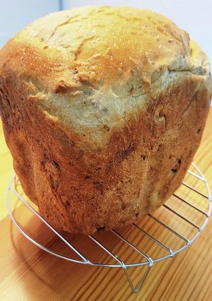 ＨＢにお任せ！★くるみ大盛り☆食パン★-レシピのメイン写真