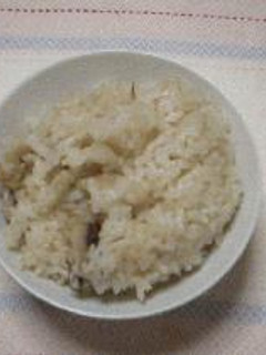 さといもと干しえびの炊き込みご飯-レシピのメイン写真
