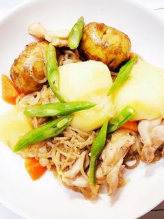 【新じゃが・新玉ねぎで!】肉じゃが-レシピのメイン写真