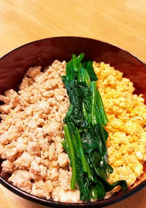 鶏そぼろ丼-レシピのメイン写真