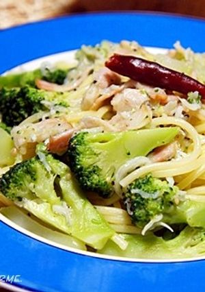 ブロッコリーとしらすのペペロンチーノ-レシピのメイン写真