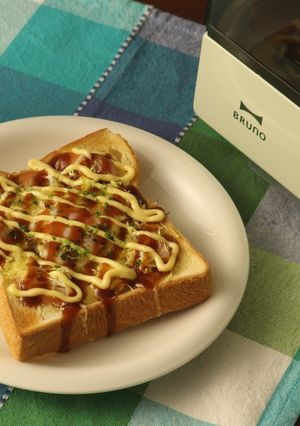 お好きな具材で♡簡単お好み焼き風トースト-レシピのメイン写真