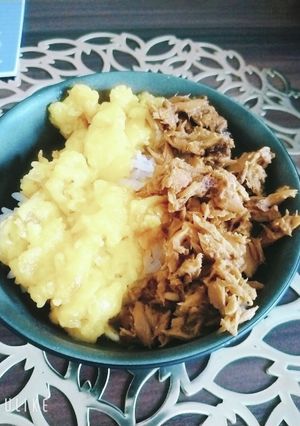 はごろも煮と卵で手抜きご飯。-レシピのメイン写真