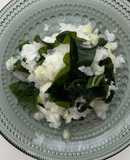 三陸産塩蔵わかめで食べる大根おろし♪