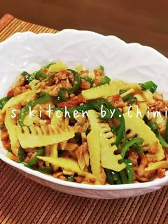 豚肉で♪青椒肉絲（チンジャオロース） by きちりーもんじゃ