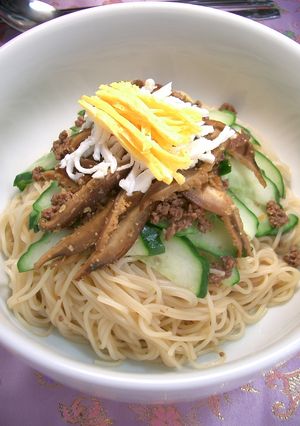 韓国料理　しょうゆ味　ビビンククス-レシピのメイン写真