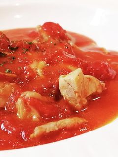 簡単!美味しい!鶏肉もも肉のトマト煮-レシピのメイン写真
