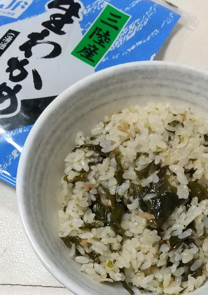 三陸産塩蔵わかめとツナの炊き込みごはん-レシピのメイン写真