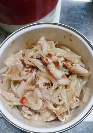 豚肉ともやしのチリソース合え-レシピのメイン写真