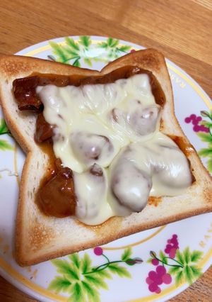 焼き鳥缶で簡単☆チーズダッカルビトースト-レシピのメイン写真
