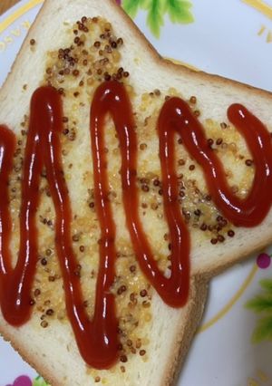 お手軽すぎ☆マスタードケチャップトースト-レシピのメイン写真