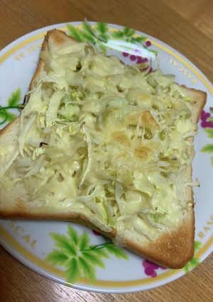 キャベツシャキ旨☆キャベツチーズトースト-レシピのメイン写真