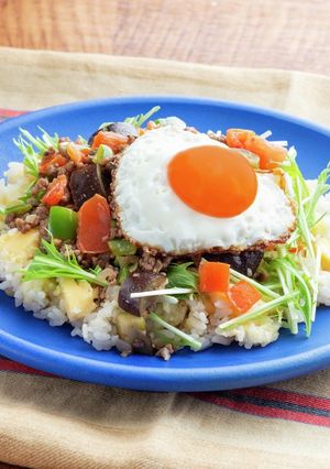 野菜たっぷりそぼろの「６Ｐチーズ」ごはん-レシピのメイン写真