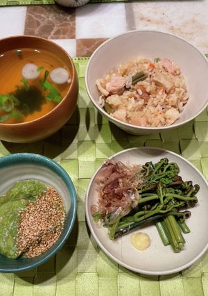 簡単！＊わらびと鶏肉の炊き込みご飯-レシピのメイン写真