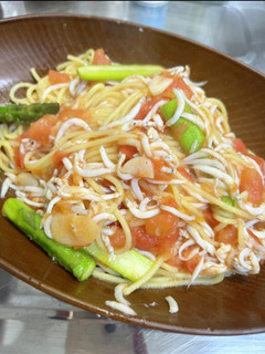 しらすとトマトとアスパラのペペロンチーノ-レシピのメイン写真