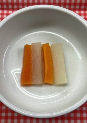[保育園離乳食] スティック野菜-レシピのメイン写真