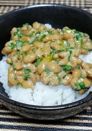 ニラ納豆オリーブオイル掛け-レシピのメイン写真