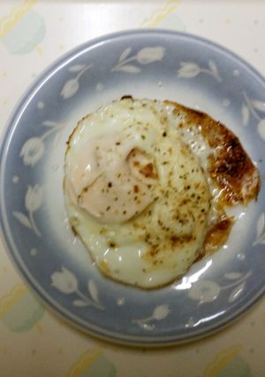 ハーブ目玉焼き-レシピのメイン写真