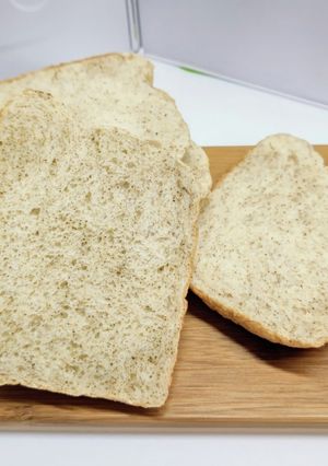 ホームベーカリーで食パン（混ぜあり）-レシピのメイン写真