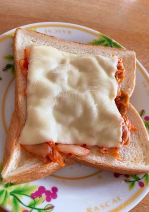 キムチとチーズで☆キムチーズトースト-レシピのメイン写真