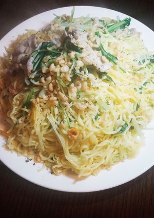 簡単☆水菜と豚肉の塩レモン焼きそば-レシピのメイン写真