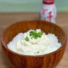 รูปของ 新たなTKG　豆腐かけごはん