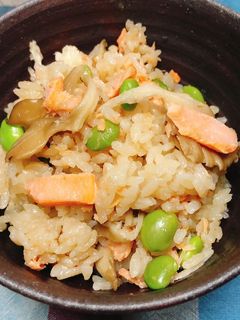 鮭とまいたけの炊き込みご飯-レシピのメイン写真