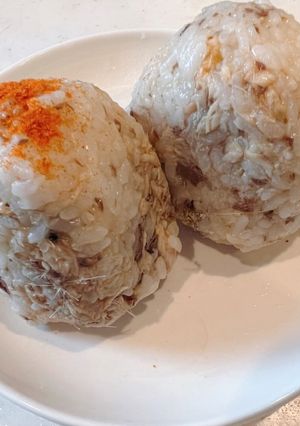 クマソバスパイスで♪ いわしのおにぎり-レシピのメイン写真