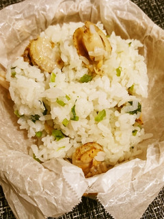ベビーホタテと大根の葉の混ぜご飯-レシピのメイン写真