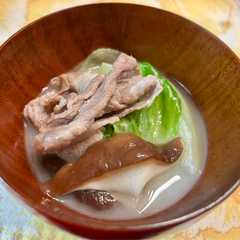 รูปของ 超簡単、体整う、食物繊維たっぷりレタス鍋