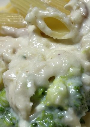 コストコのロティサリーチキンでパスタ-レシピのメイン写真
