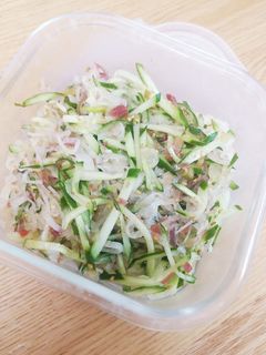 大根とミョウガの梅サラダ-レシピのメイン写真