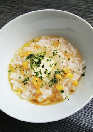 バターとコーン香る♪コンソメ粥-レシピのメイン写真