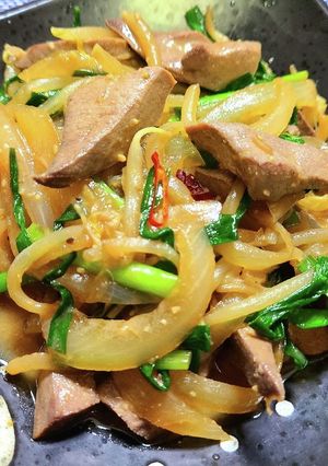 野菜たっぷり！レバニラ味噌炒め-レシピのメイン写真