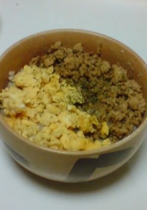鶏のそぼろ丼-レシピのメイン写真