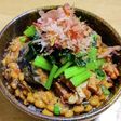 鯖味噌と納豆の酢飯丼