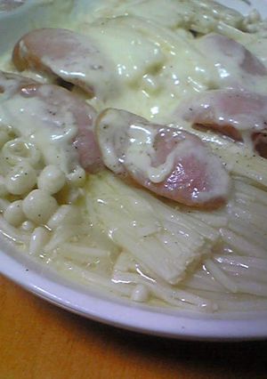 レンジであっという間のエノキチーズ-レシピのメイン写真