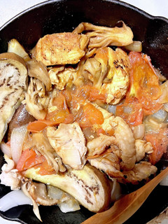 簡単!生トマト〜鶏むね肉のスパイスカレー-レシピのメイン写真