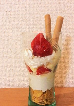 いちごパフェ-レシピのメイン写真