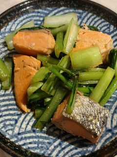 鮭と小松菜のバター醤油炒め-レシピのメイン写真