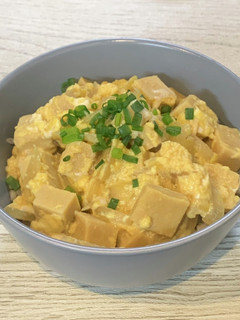 高野豆腐の卵とじ丼-レシピのメイン写真