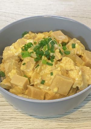 高野豆腐の卵とじ丼-レシピのメイン写真