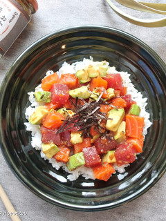 おかず醤油糀で作るポキ丼-レシピのメイン写真