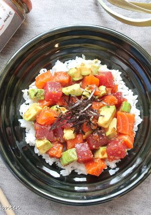 おかず醤油糀で作るポキ丼-レシピのメイン写真