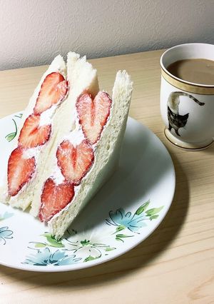 萌え断♡ハート苺deフルーツサンド-レシピのメイン写真