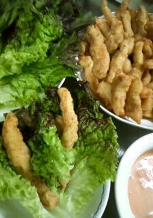 子どもが一緒にレタス食べる鶏のフリッター-レシピのメイン写真