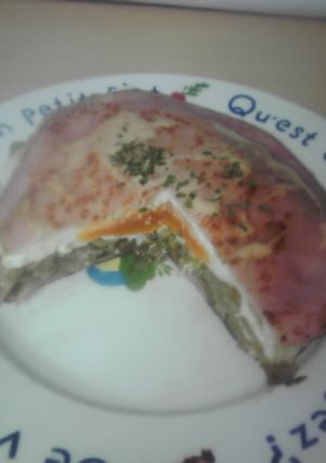 朝ごはんに　目玉焼きのミルフィーユ-レシピのメイン写真