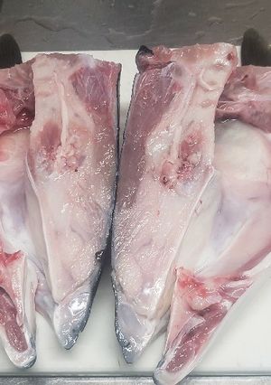 ワラサの兜焼き用の割り方！-レシピのメイン写真